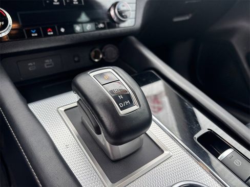 Used 2023 Mitsubishi Outlander SEL image 20