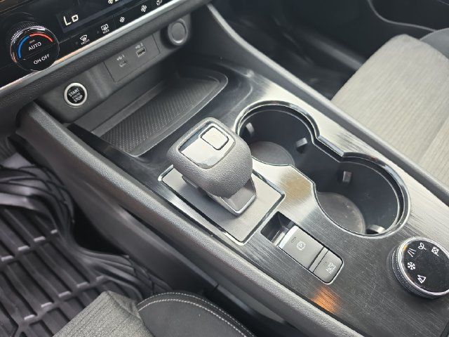 Used 2021 Nissan Rogue SV AWD/4WD image 21