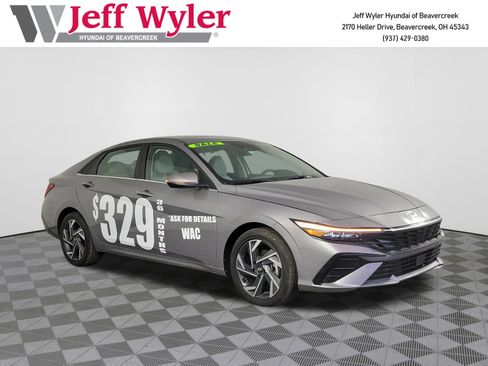 New 2025 Hyundai Elantra Limited image 1