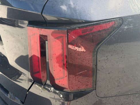 Certified 2026 Kia Sorento LX FWD image 14