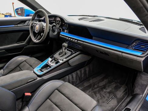 Used 2022 Porsche 911 GT3 image 15