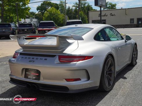 Used 2015 Porsche 911 GT3 RWD image 7