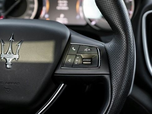 Used 2023 Maserati Ghibli Modena image 17