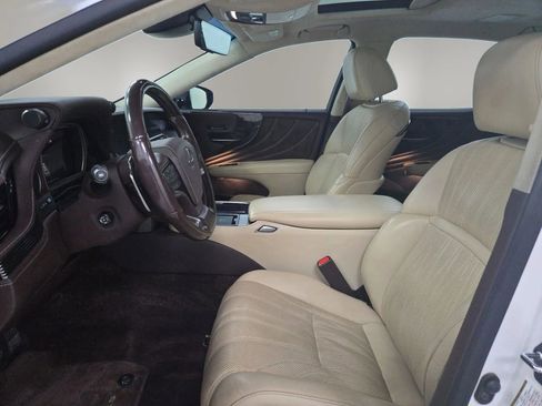 Used 2018 Lexus LS 500 AWD w/ Interior Upgrade Package image 8