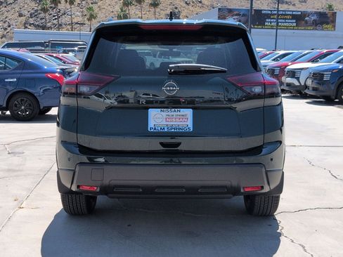 New 2026 Nissan Rogue SV FWD image 4
