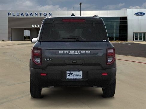 New 2025 Ford Bronco Sport Outer Banks image 4