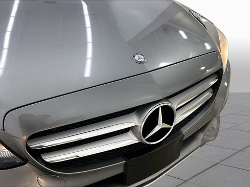 Used 2016 Mercedes-Benz C 300 Sedan image 30