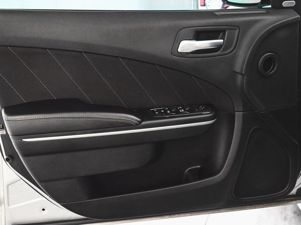Used 2021 Dodge Charger Scat Pack RWD image 8