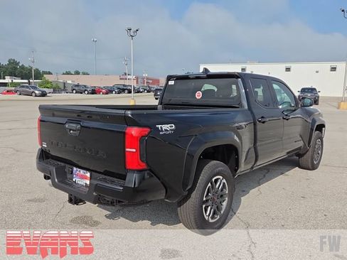 Certified 2026 Toyota Tacoma TRD Sport AWD/4WD image 28