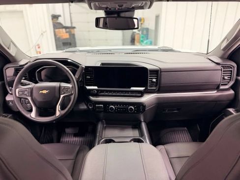 Certified 2026 Chevrolet Silverado 2500 LTZ w/ LTZ Plus Package AWD/4WD image 21