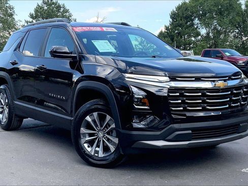 Used 2025 Chevrolet Equinox LT w/ Convenience Package II FWD image 34