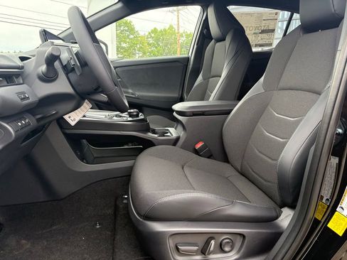 New 2026 Toyota C-HR AWD/4WD image 13