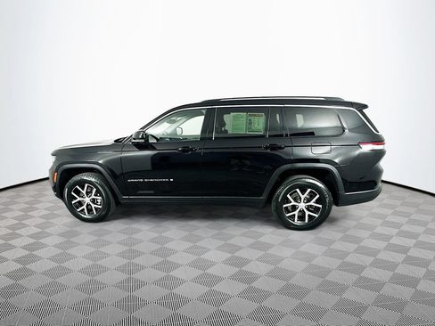 Used 2023 Jeep Grand Cherokee L Limited AWD/4WD image 7