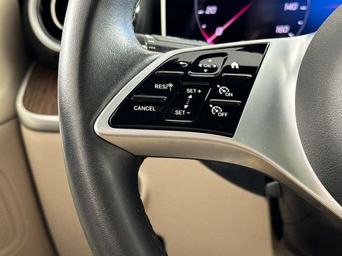 Certified 2025 Mercedes-Benz C 300 Sedan image 28