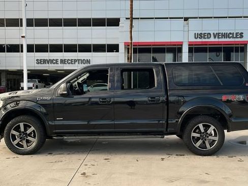 Used 2017 Ford F150 XLT w/ Equipment Group 302A Luxury AWD/4WD image 3