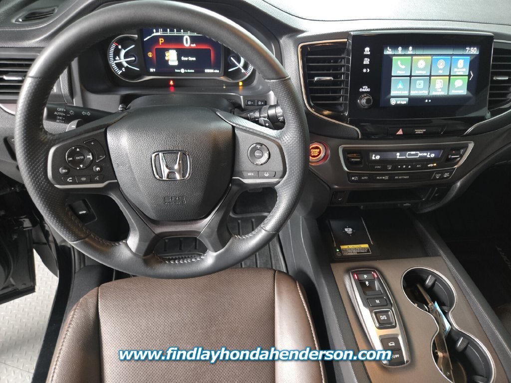 Certified 2025 Honda Passport EX-L image 18