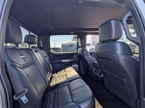 Certified 2025 Ford F450 Platinum w/ FX4 Off-Road Package image 15