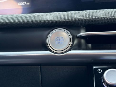 Certified 2025 Hyundai Santa Cruz Limited image 27