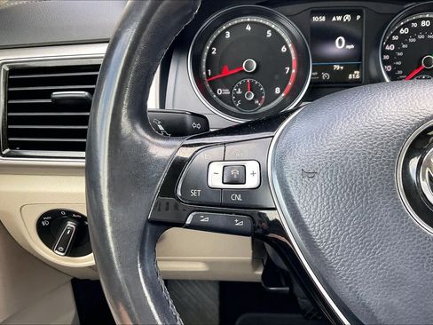 Used 2018 Volkswagen Atlas SEL AWD/4WD image 24