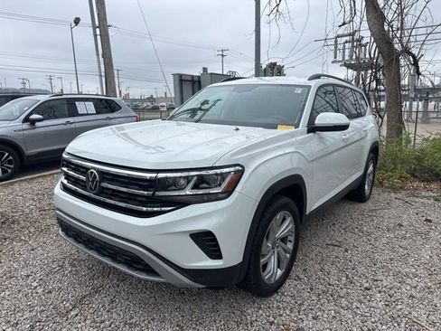 Used 2023 Volkswagen Atlas SE image 1
