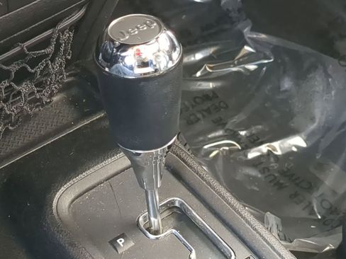 Used 2013 Jeep Wrangler Rubicon w/ Dual Top Group image 26