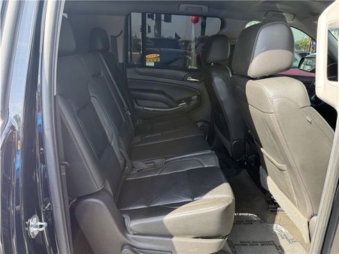 Used 2018 Chevrolet Suburban LT AWD/4WD image 23