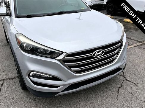 Used 2018 Hyundai Tucson Limited w/ Ultimate Package 02 FWD image 32