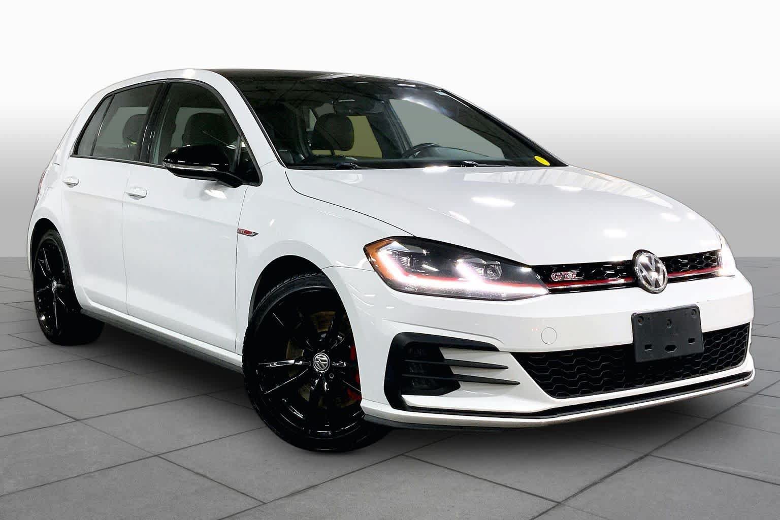 Used 2021 Volkswagen GTI SE FWD image 3
