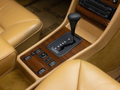 Used 1991 Mercedes-Benz 350 SD image 26