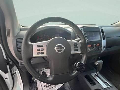 Used 2019 Nissan Frontier SV w/ Value Truck Package RWD image 14