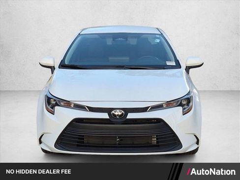Used 2024 Toyota Corolla LE FWD image 1