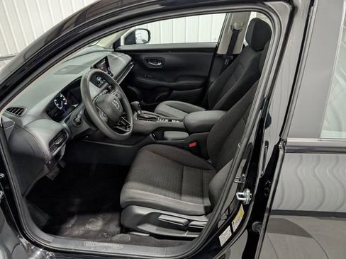 Used 2025 Honda HR-V LX image 13