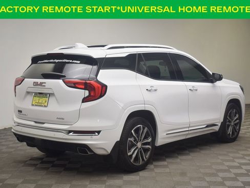 Used 2020 GMC Terrain Denali w/ Denali Premium Package AWD/4WD image 8