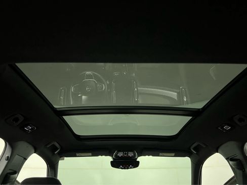 Used 2026 Volvo XC40 B5 Ultra w/ Protection Package Premier image 15