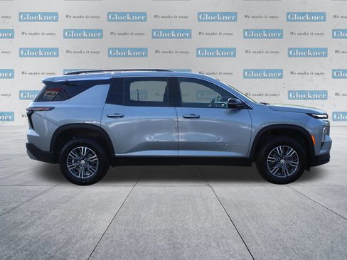 Used 2024 Chevrolet Traverse LT w/ LPO, Floor Liner Package AWD/4WD image 4