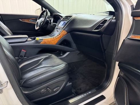 Used 2018 Lincoln MKX Reserve w/ Lincoln MKX Climate Package AWD/4WD image 29