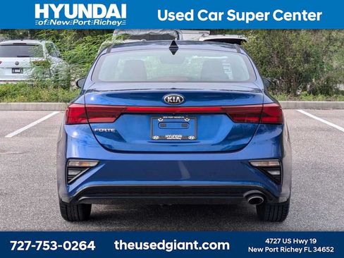 Used 2019 Kia Forte LXS FWD image 4