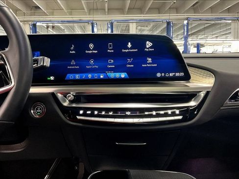 Certified 2024 Cadillac Lyriq Sport AWD/4WD image 15