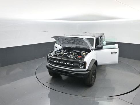New 2026 Ford Bronco 4-Door image 34
