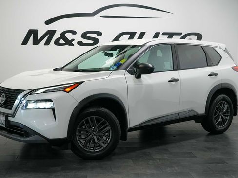 Used 2023 Nissan Rogue S FWD image 2