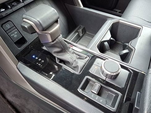 Used 2022 Toyota Tundra SR5 image 17