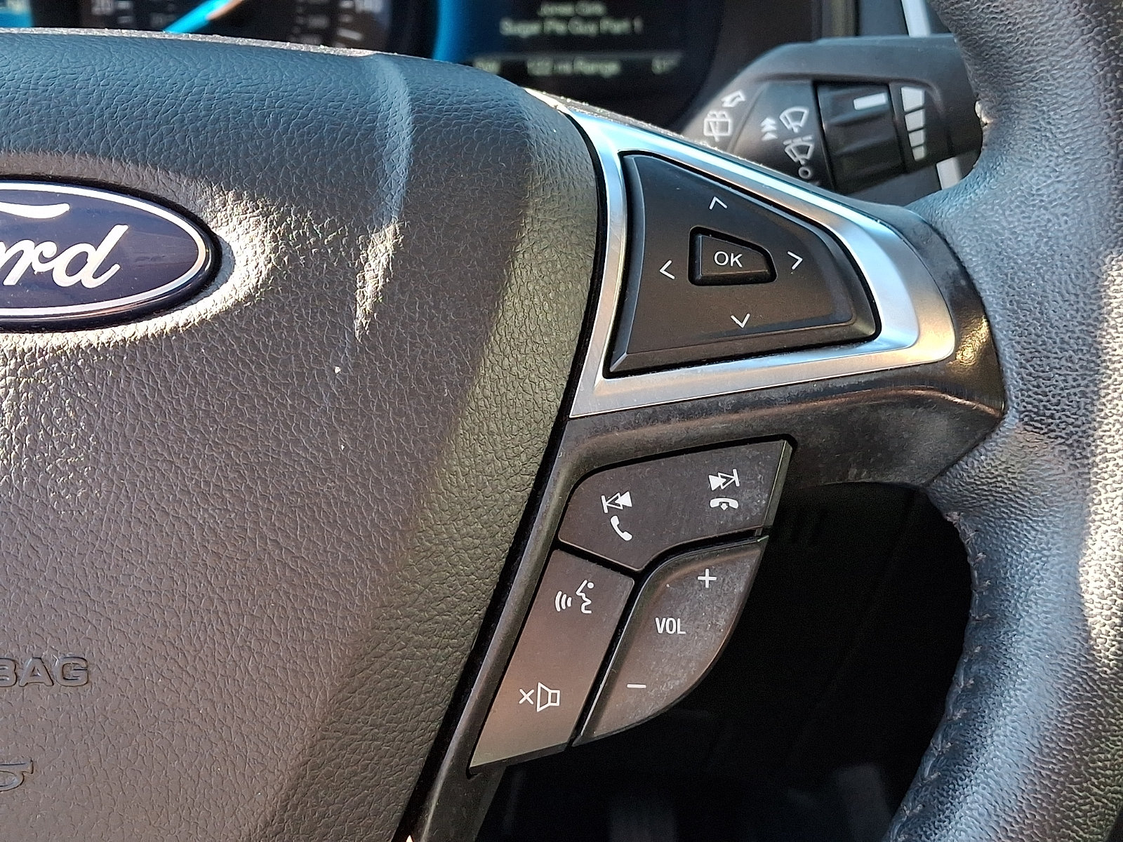 Used 2024 Ford Edge SEL w/ Convenience Package AWD/4WD image 23