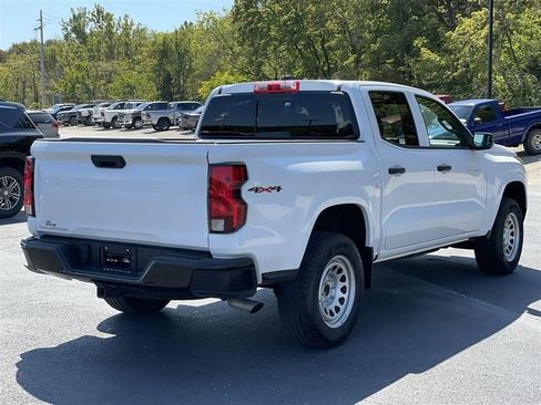 Used 2024 Chevrolet Colorado W/T w/ WT Convenience Package II image 8