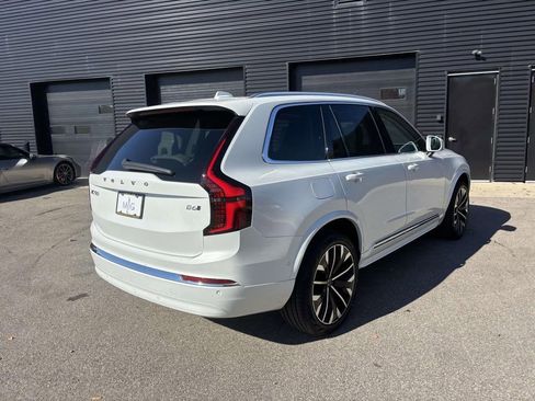 New 2026 Volvo XC90 B6 Ultra image 7