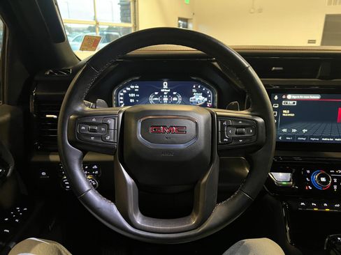 Used 2023 GMC Sierra 1500 AT4 w/ AT4 Premium Package image 11