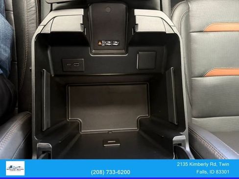 Used 2024 GMC Sierra 3500 AT4 w/ AT4 Premium Plus Package AWD/4WD image 23