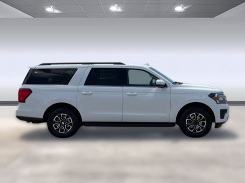Certified 2024 Ford Expedition Max XLT RWD image 8