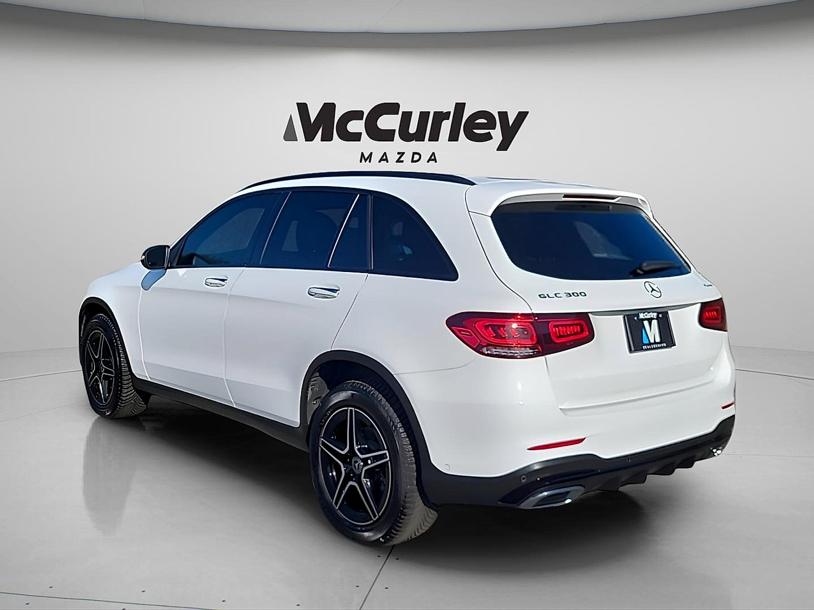 Used 2022 Mercedes-Benz GLC 300 4MATIC image 5