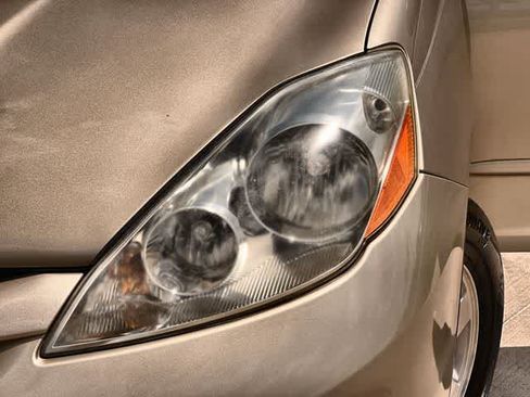 Used 2007 Toyota Sienna LE FWD image 24