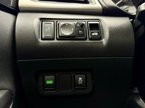 Used 2019 Nissan Sentra SV image 19